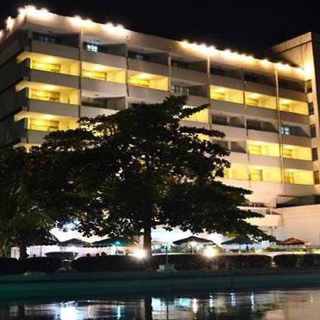 Room In Lodge - Premier Hotel-อิบาดัน ภายนอก รูปภาพ